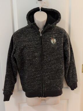 NBA Glll Sports by Carl Banks Boston Celtics Zip Up Hoodie